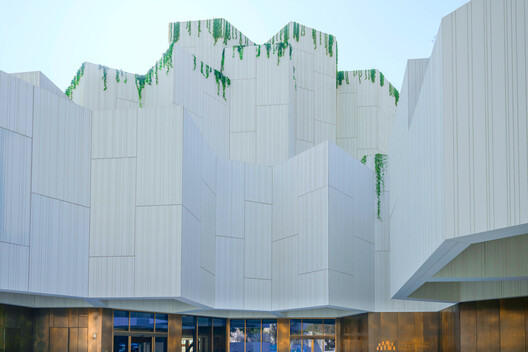 Mecanoo’s Natural History Museum Opens in Abu Dhabi’s Saadiyat Cultural District - Image 3 of 13