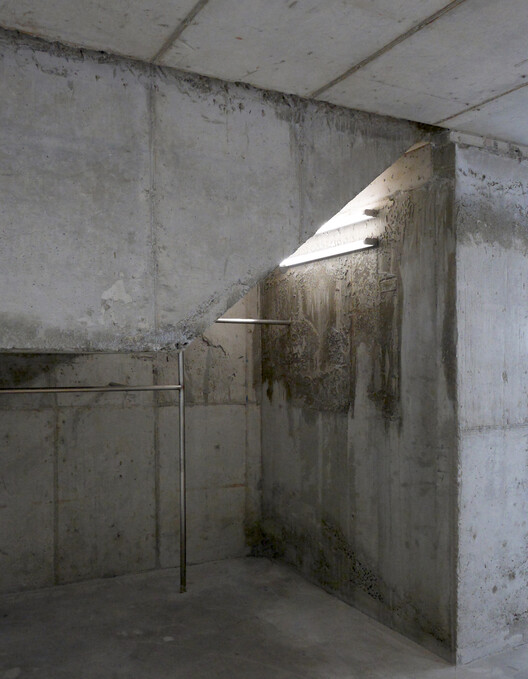 Coor Seongsu Flagship Store / ATELIER KHJ Coor Seongsu Flagship Store / ATELIER KHJ - Image 22 of 32