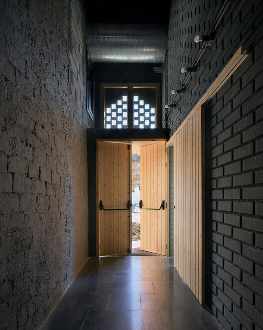 Cercle Calongí Cultural Center / Anna Prats Joan Valls Cercle Calongí Cultural Center / Anna Prats Joan Valls - Interior Photography, Wood, Lighting
