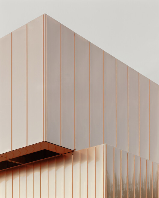 Pabellón de recepción / Busch & Takasaki Architekten + gmp Architects Pabellón de recepción / Busch & Takasaki Architekten + gmp Architects - Imagen 9 de 11