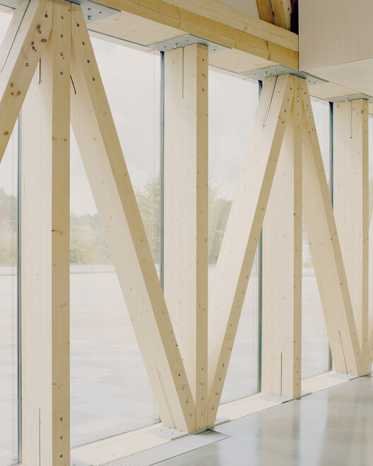 Pabellón de recepción / Busch & Takasaki Architekten + gmp Architects Pabellón de recepción / Busch & Takasaki Architekten + gmp Architects - Imagen 7 de 11