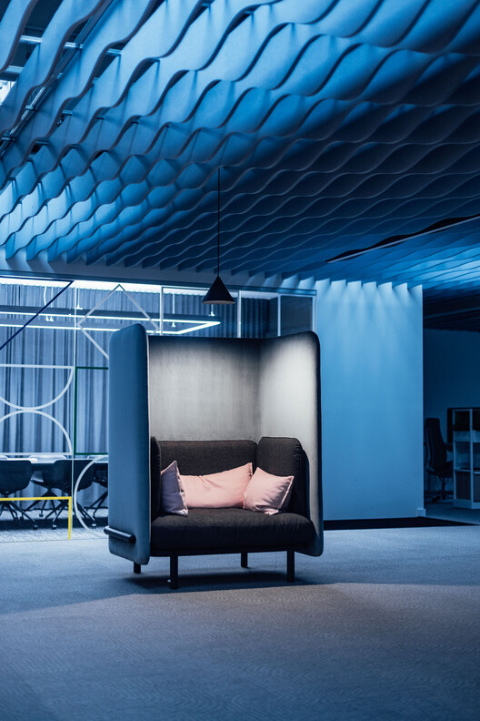 Computational Soundscapes: Sculpting the Visual and Invisible Dimension - Image 7 of 13