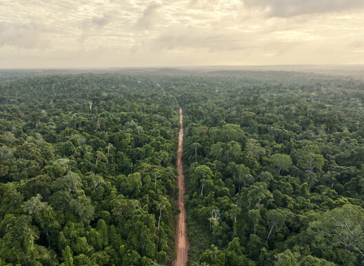 Resultados da COP30 para o ambiente construído: do resfriamento sustentável aos compromissos de adaptação climática Resultados da COP30 para o ambiente construído: do resfriamento sustentável aos compromissos de adaptação climática - Imagem 15 de 17