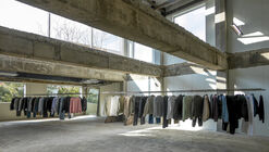 Coor Seongsu Flagship Store / ATELIER KHJ