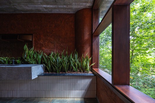 Complexo de Serviços MA.DE Bistro / AN NAM Architecture - Imagem 26 de 39