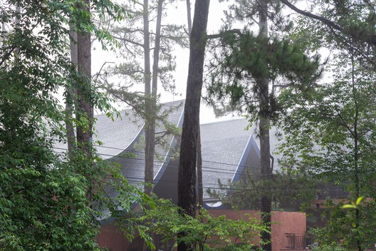 Complexo de Serviços MA.DE Bistro / AN NAM Architecture - Imagem 29 de 39