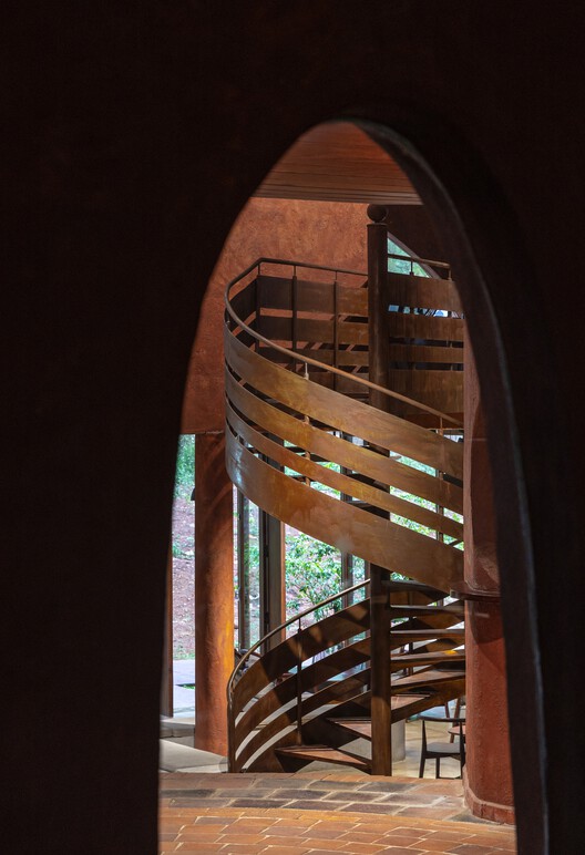 Complexo de Serviços MA.DE Bistro / AN NAM Architecture - Imagem 11 de 39