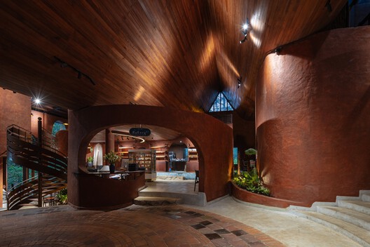 Complexo de Serviços MA.DE Bistro / AN NAM Architecture - Imagem 10 de 39