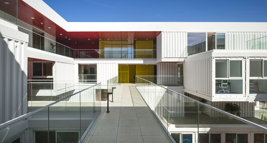 Oficinas Incubazul Base Area / Carquero Arquitectura - Imagen 11 de 38