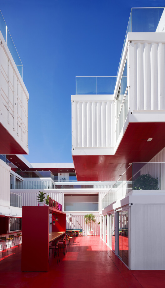 Oficinas Incubazul Base Area / Carquero Arquitectura - Imagen 3 de 38