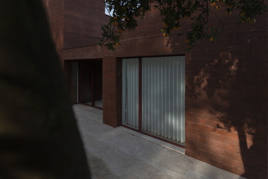 La Casa Carmín / NPS Arquitectos - Fotografía interior, Madera, Ladrillo