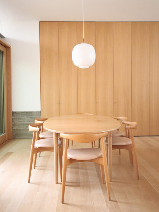 Bearing House / Dub Studios Bearing House / Dub Studios - Interior Photography, Dining room, Wood, Chair