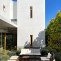 Bearing House / Dub Studios - Exterior Photography, Houses, Courtyard, Balcony, Stairs, Chair