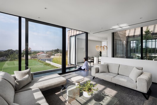 No.13 Villa / AsNow Design & Construct - Interior Photography, Living Room