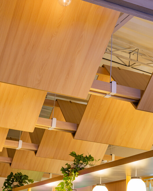 Restaurante Zukí Izakaya / Nó Arquitetura - Fotografia de Interiores, Madeira, Iluminação, Vidro, Viga