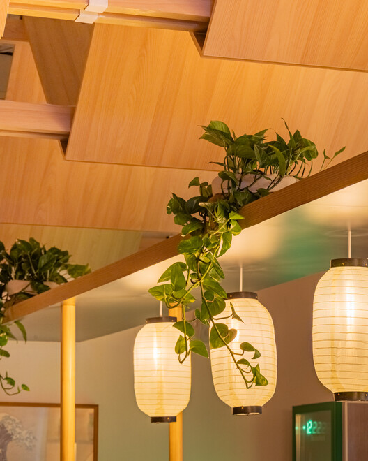 Restaurante Zukí Izakaya / Nó Arquitetura - Fotografia de Interiores, Sala de Jantar, Madeira, Iluminação
