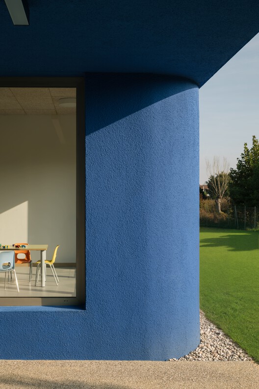 Jardín Infantil Azul de Noventa Vicentina / MD41 - Fotografía interior