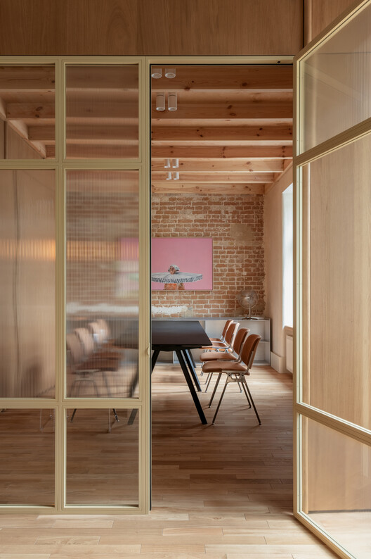 Banda Agency Office / ater.architects Banda Agency Office / ater.architects - Interior Photography, Dining room, Wood, Glass