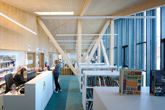 College Robert Badinter / Coldefy - Interior Photography, Shelving, Glass