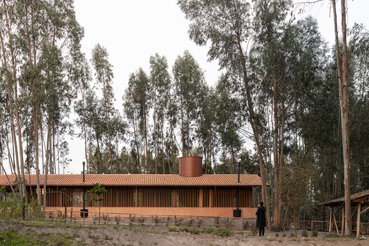 Architecture in Ecuador: 16 Projects Rooted in Territory, Craft, and Collective Practice Architecture in Ecuador: 16 Projects Rooted in Territory, Craft, and Collective Practice - Image 15 of 17