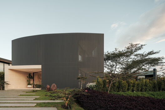 Architecture in Ecuador: 16 Projects Rooted in Territory, Craft, and Collective Practice Architecture in Ecuador: 16 Projects Rooted in Territory, Craft, and Collective Practice - Image 9 of 17