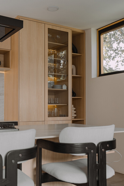 Casa Reserva / herchell arquitectos - Fotografía interior, Cocina, Estanterías, Madera, Iluminación, Mesas, Sillas, Vidrio