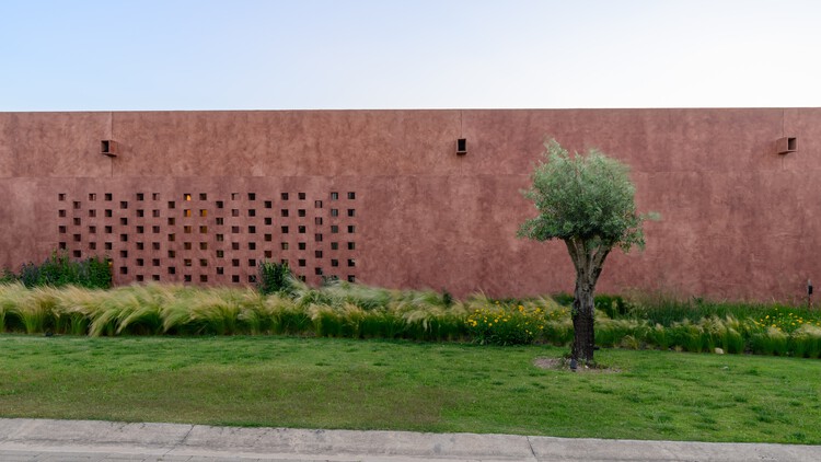 Casa BP / Santiago Berlotti - fotografía exterior, ladrillos, jardín, hormigón