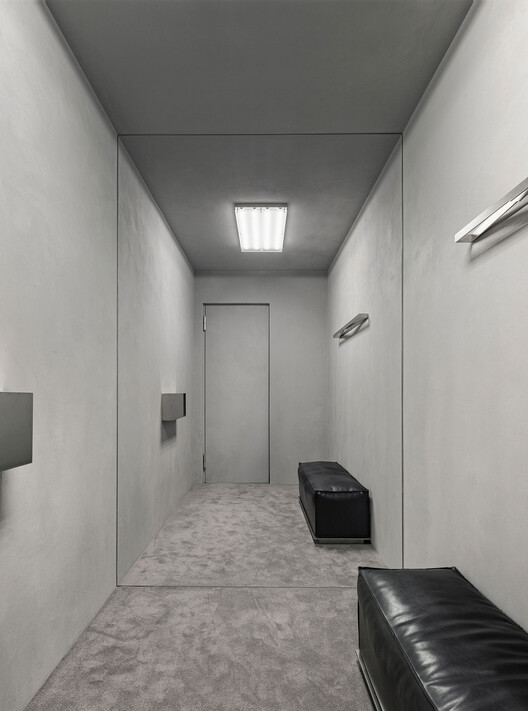 Lmood Flagship Store / oftn studio - Interior Photography, Concrete