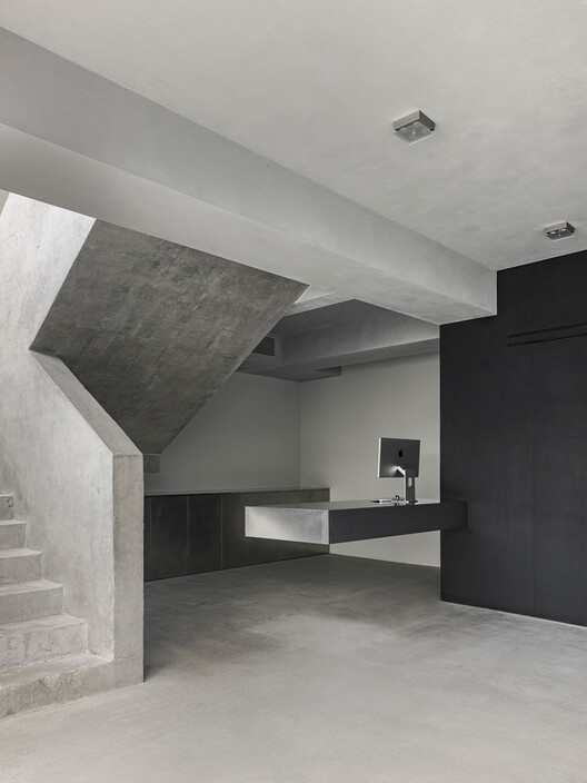 Lmood Flagship Store / oftn studio - Image 8 of 33