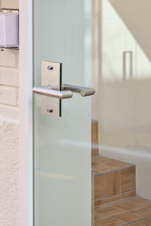 Enor Showroom / studioknot Enor Showroom / studioknot - Interior Photography, Door, Glass