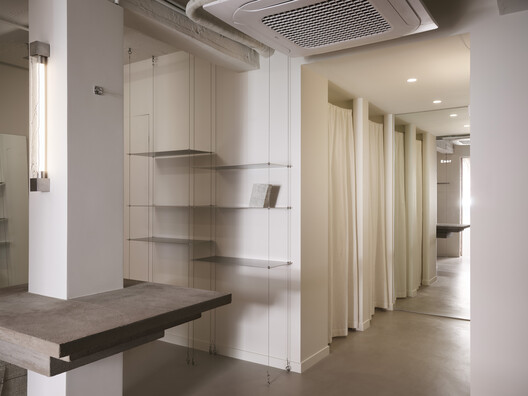 Enor Showroom / studioknot Enor Showroom / studioknot - Image 11 of 27