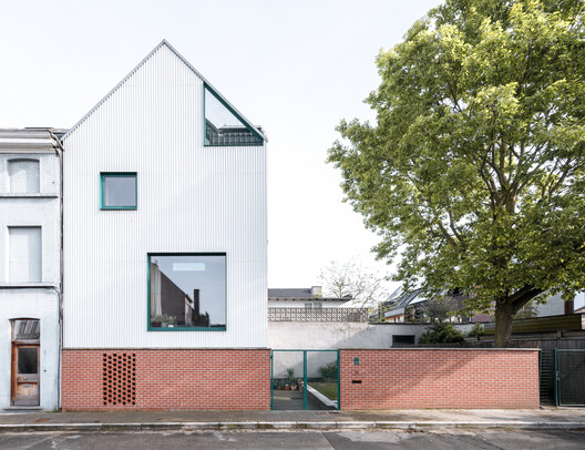 Soberrijk House / Marge architecten