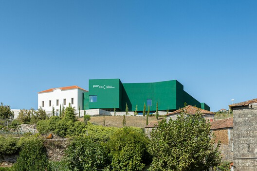 Ponto C - Cultura e Criatividade / Galeria Gabinete - Imagem 7 de 42