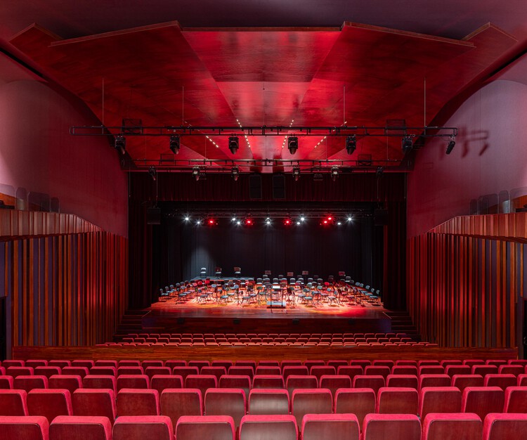 Ponto C - Cultura e Criatividade / Galeria Gabinete - Imagem 28 de 42