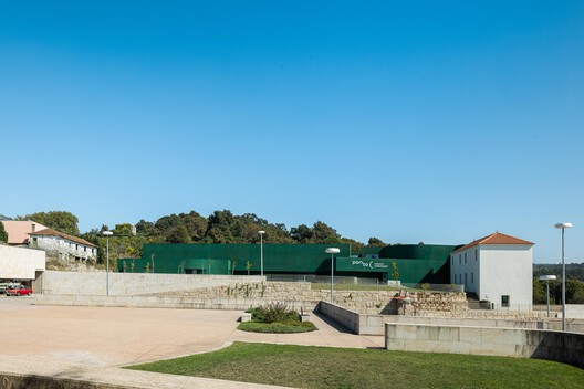 Ponto C - Cultura e Criatividade / Galeria Gabinete - Imagem 6 de 42