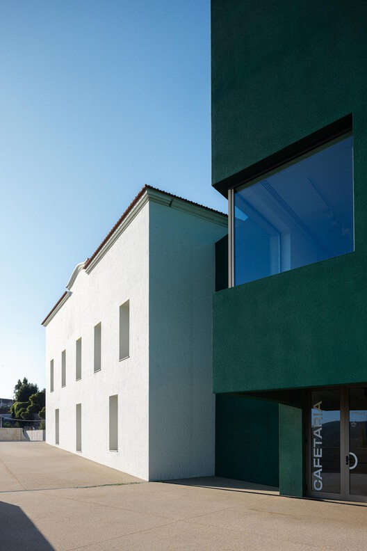 Ponto C - Cultura e Criatividade / Galeria Gabinete - Fotografia de Exterior