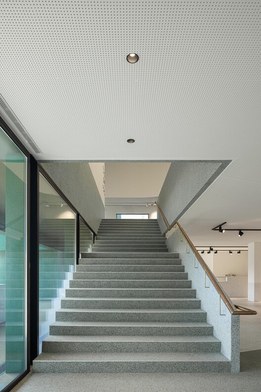 Ponto C - Cultura e Criatividade / Galeria Gabinete - Imagem 19 de 42