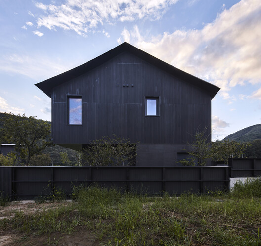 Galería, Casa de Huéspedes y Café SIHOJAE / Itm Yooehwa Architects - Fotografía exterior