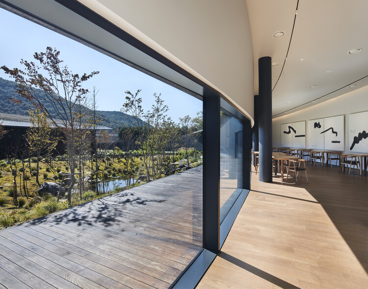 Galería, Hotel y Café SIHOJAE / Itm Yooehwa Architects - Foto 14 de 25