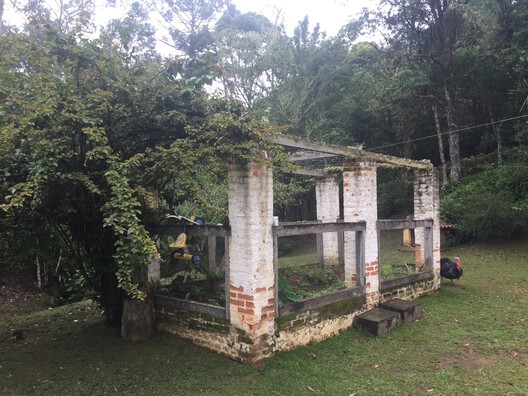 From Legal Constraint to Local Craft: Four Adaptive Projects by messina | rivas in Cunha - Image 13 of 14