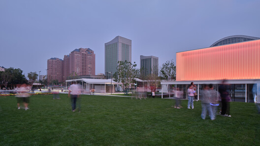 昆山城市广场地上景观建筑 / 大舟建筑 - 建筑图