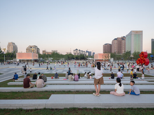 昆山城市广场地上景观建筑 / 大舟建筑 - 建筑图, 城市