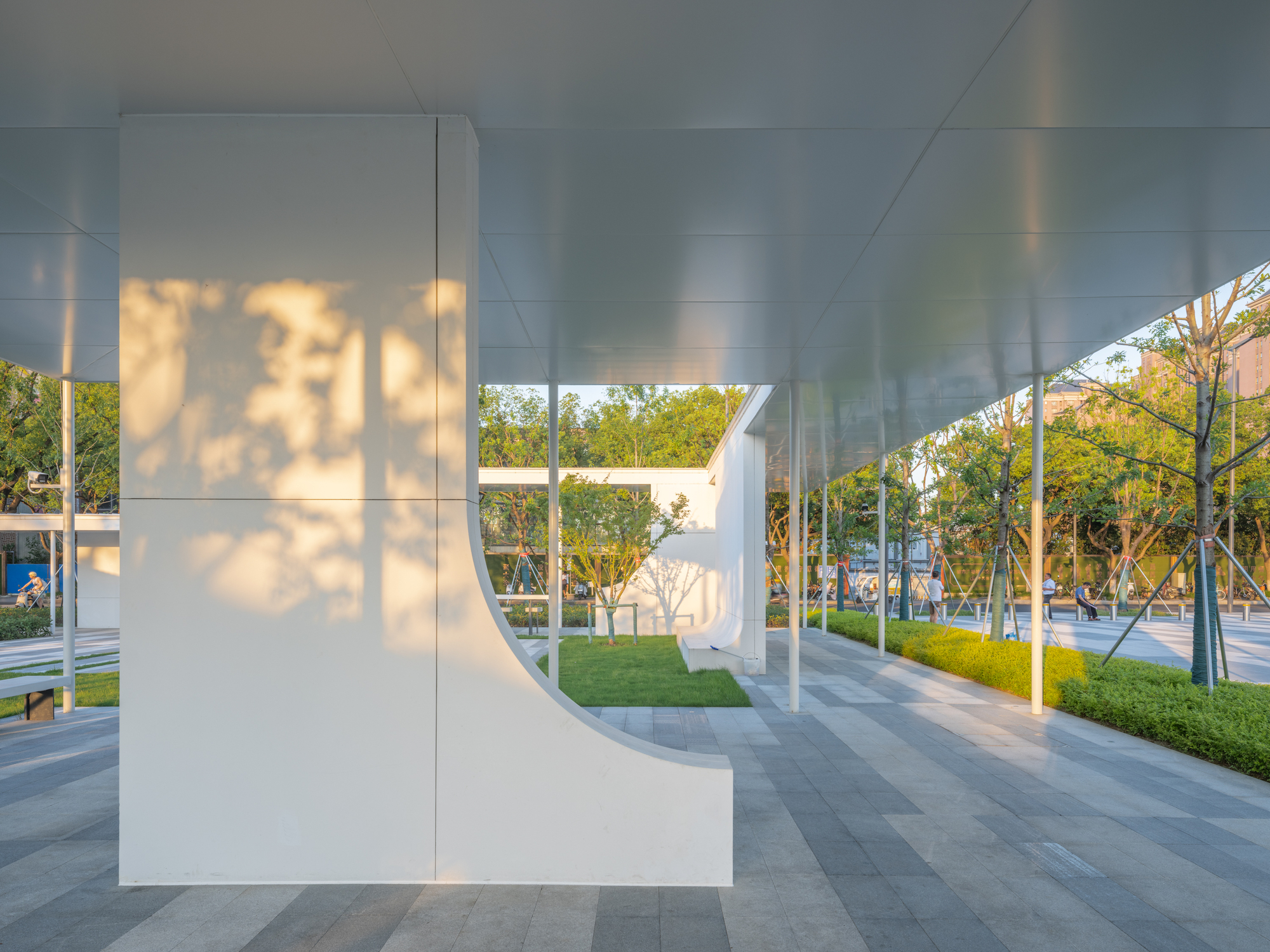Gallery of Kunshan City Square / Dazhou And Associates - 19
