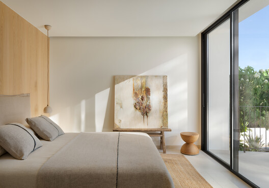 Vivienda Unifamiliar Costeres / Pasqual Giner Arquitectura Vivienda Unifamiliar Costeres / Pasqual Giner Arquitectura - Fotografía interior, Dormitorio, Camas