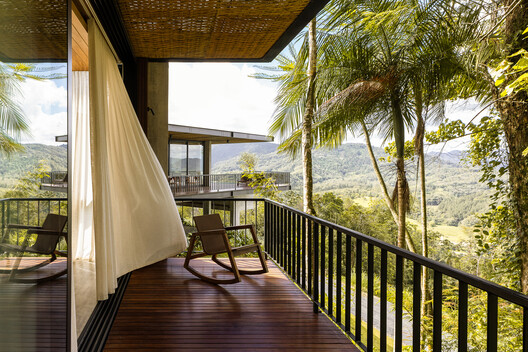 Refugio en la Montaña / VOO® Refugio en la Montaña / VOO® - Fotografía interior, Balcón, Terraza