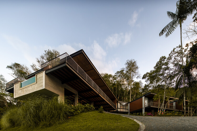 Refugio de Montaña / VOO® - Fotografía al aire libre, Balcón