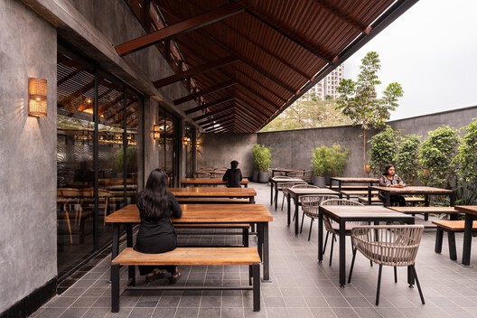 Tabula Rasa 2.0  Restaurant / 23 Degrees Design Shift - Image 20 of 29