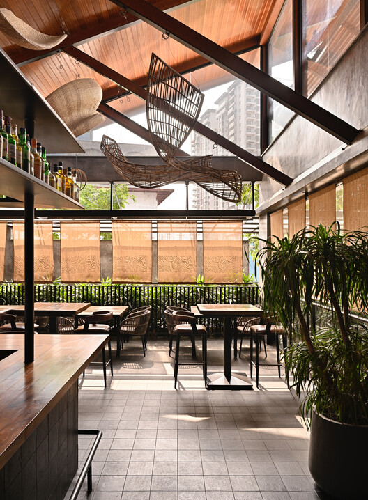 Tabula Rasa 2.0  Restaurant / 23 Degrees Design Shift - Image 12 of 29