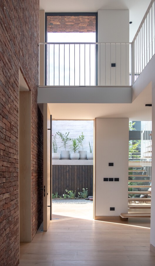 Casa Masa y Luz / Estudio i Casa Masa y Luz / Estudio i - Imagen 5 de 28