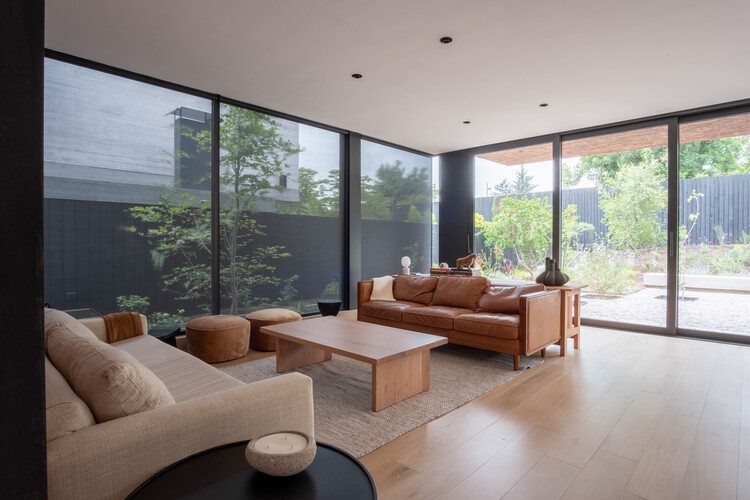 Casa Masa y Luz / Studio i - Imagen 2 de 28